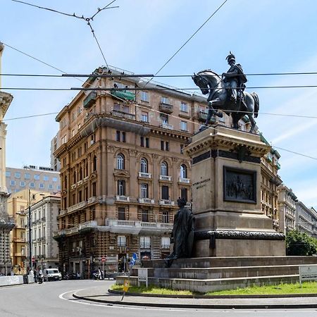 Готель Napoliving Екстер'єр фото